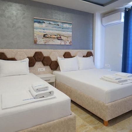 3 Islands 2 Hotel Ksamil Exteriör bild